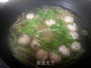 白萝卜丸子汤的做法步骤:8