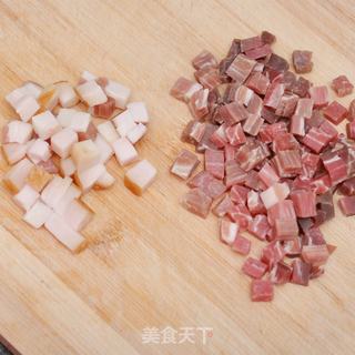 蚕豆火腿焖饭的做法步骤:2