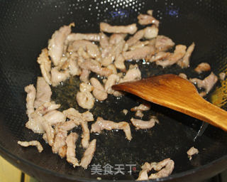 肉丝豆芽焖饼的做法步骤:7