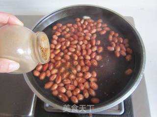 【湖北】胡萝卜西芹拌花生的做法步骤:7