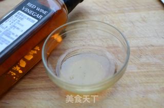 红酒醋柠檬鸡沙拉的做法步骤:3