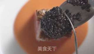 金枪鱼腩配鲟鱼子酱的做法步骤:5