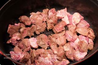圣诞派对大餐系列:法式红酒烩牛肉 Beef Burgundy 的做法步骤:6