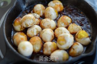 甜辣虎皮鹌鹑蛋的做法步骤:7
