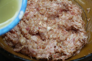 翡翠饺子白菜饺子的做法步骤:7