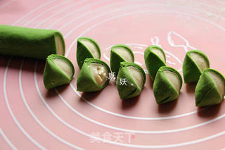 翡翠饺子白菜饺子的做法步骤:11