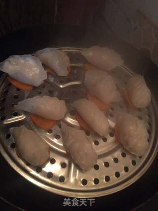 三鲜水晶虾饺的做法步骤:12