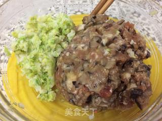 白菜香菇蒸饺的做法步骤:5