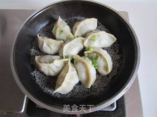 【湖北】冰花煎饺的做法步骤:8