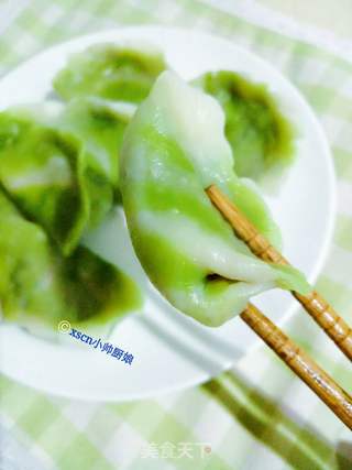 翡翠白玉双色水饺~双色羊肉芹菜水饺的做法步骤:9