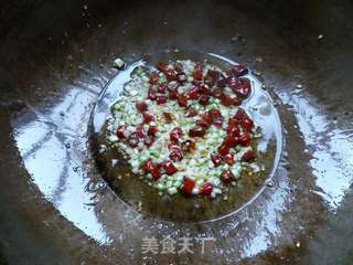酱香手撕鸡的做法步骤:6