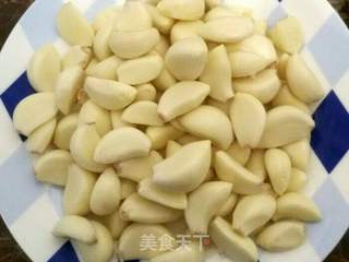 腊八蒜的做法步骤:2