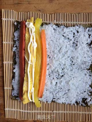 寿司卷 紫菜包饭的做法步骤:4