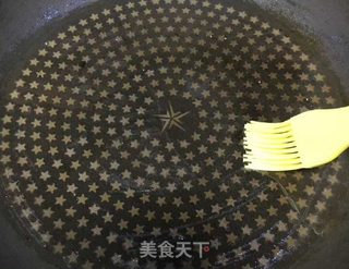 就在今天,你不只会紫菜包饭,蛋包饭宝宝吃了还喊着不够!的做法步骤:6