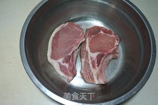 香煎猪排的做法步骤：1