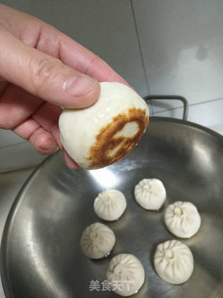 鲜肉白萝卜水煎包的做法步骤:12