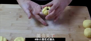 老少咸宜的糯米南瓜豆沙包 的做法步骤:7