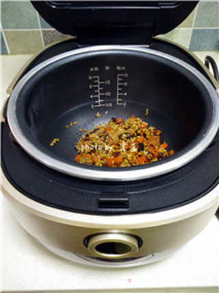 【四川】香菇培根酱油饭的做法步骤:10