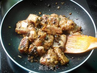 【广东】豉汁蒸排骨的做法步骤:5