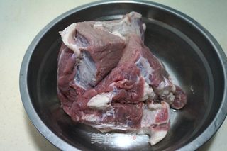 【北京】炖牛肉的做法步骤：1