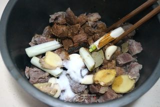 【北京】炖牛肉的做法步骤：6
