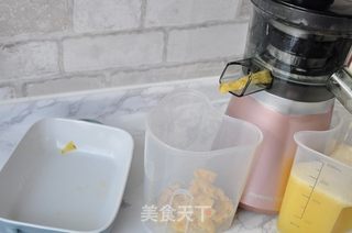 菠萝梨汁的做法步骤：7