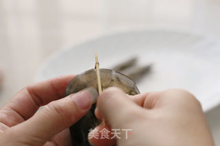 【广东】黑椒煎焗虾的做法步骤:2