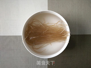 【东北】小鸡炖蘑菇的做法步骤:2