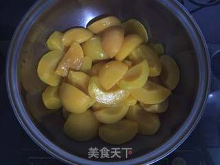 【东北】自制黄桃罐头的做法步骤：1