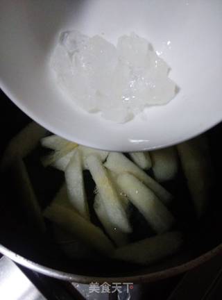 【四川】冰糖桂花雪梨糖水的做法步骤:5