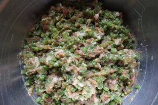 【天津】猪肉豆角馅饺子的做法步骤:8