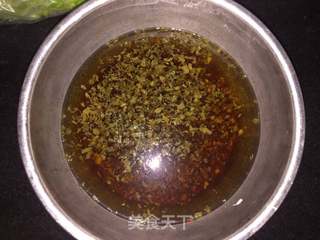 【东北】芽菜猪肉水煎包的做法步骤:4