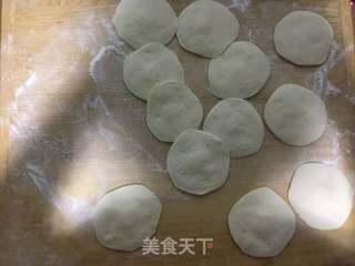 【东北】芽菜猪肉水煎包的做法步骤:12