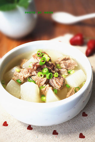 【东北】清炖牛腩萝卜汤的做法步骤:7