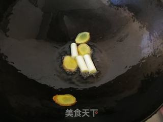 【烟台】安康鱼豆腐汤的做法步骤:4