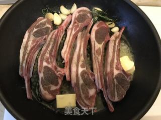 迷迭香杂蔬烤法式羊排的做法步骤:9