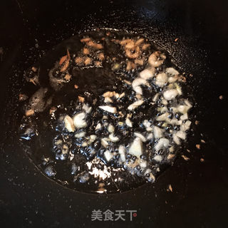 【广东】栗子炒饭的做法步骤：4