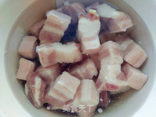 【东北】笋丝红烧肉的做法步骤:2