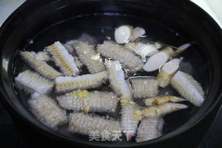 玉米清香竹荪排骨汤的做法步骤:4