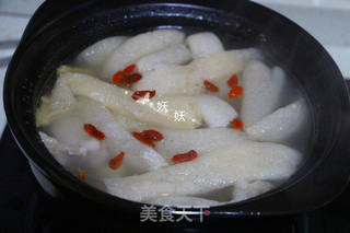 玉米清香竹荪排骨汤的做法步骤:7