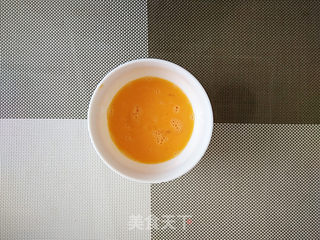 【东北】咸蛋黄炒饭的做法步骤:2