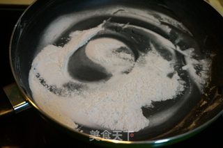 【北京】糖霜花生的做法步骤：2