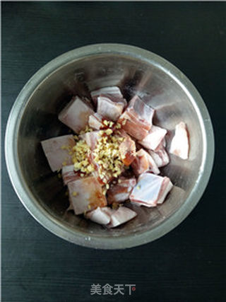 【四川】蒜香羊排的做法步骤:3