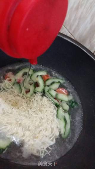 【广东】小蕃茄鸡蛋汤面的做法步骤:5