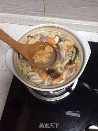 豚汁味增汤的做法步骤:4