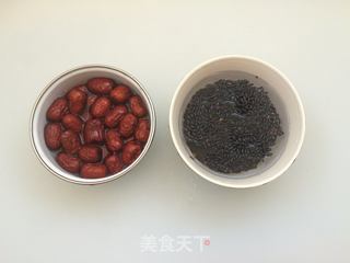 【东北】红枣黑米饭的做法步骤:2