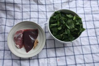 【梅州】客家枸杞叶猪肝汤的做法步骤：1