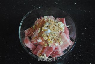 【广西】蒜香烤排骨的做法步骤:4
