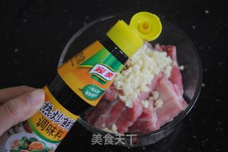 【广西】蒜香烤排骨的做法步骤:3