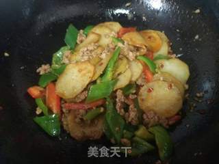 【四川】香辣干锅土豆的做法步骤:9